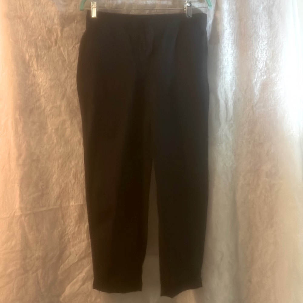 Talbots Navy Capris